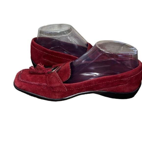 Women's Liz Claiborne Red Suede Tassel Loafers Size 7M - Picture 4 of 8